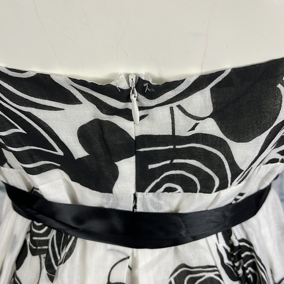 B. Darlin Fit and Flare Dress - Picture 4 of 7